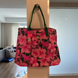 Lilly Pulitzer piper packable tote